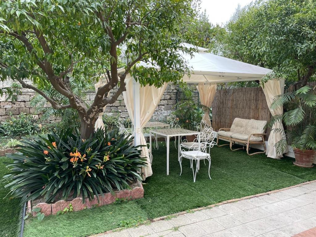Le Dimax Bed & Breakfast Sant'Agnello Bagian luar foto
